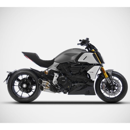 Terminale doppio Slip On Zard per Ducati Diavel 1260 dal 2021 Terminale doppio Slip On Zard per Ducati Diavel 1260 dal 2021