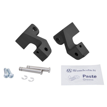 Kit abbassamento Wunderlich per pedane passeggero su BMW R1300 GS Kit abbassamento Wunderlich per pedane passeggero su BMW R1300 GS