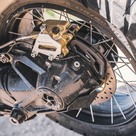 Coprimozzo cardano Wunderlich per BMW R1300 GS, R1250 GS... Coprimozzo cardano Wunderlich per BMW R1300 GS, R1250 GS...