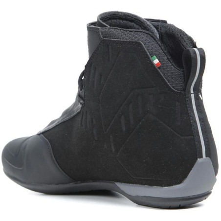 Scarpe da moto TCX Ro4d WP nero Scarpe da moto TCX Ro4d WP nero