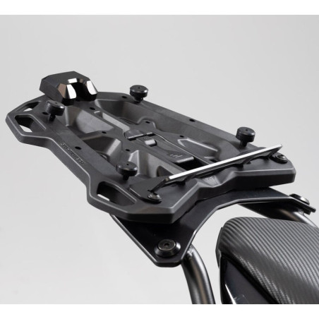 Piastra SW-Motech per bauli Shad da 48 lt su Street Rack Piastra SW-Motech per bauli Shad da 48 lt su Street Rack