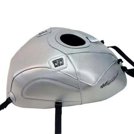 Copriserbatoio Bagster per Suzuki GSX 1300R Hayabusa dal 2021 argentp Copriserbatoio Bagster per Suzuki GSX 1300R Hayabusa dal 2021 argentp