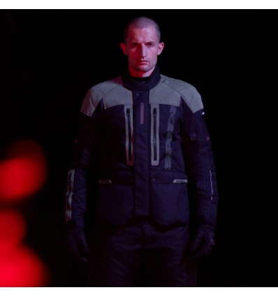 Giacca da moto Spidi Traveler 3 Evo H2Out nera e verde militare Giacca da moto Spidi Traveler 3 Evo H2Out nera e verde militare