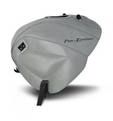 Copriserbatoio Bagster per Honda ST 1300 PAN EUROPEAN 02-13 in similpelle grigio chiaro Copriserbatoio Bagster per Honda ST 1300 PAN EUROPEAN 02-13 in similpelle grigio chiaro