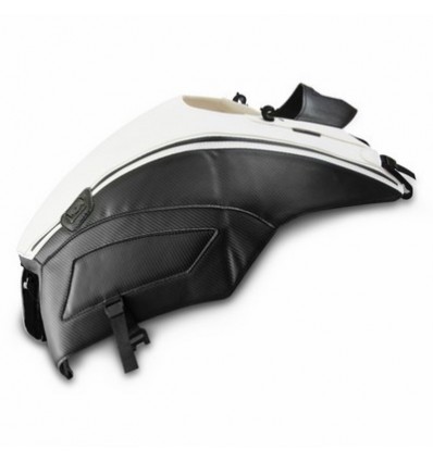 Copriserbatoio Bagster per Ducati Diavel 1200 dal 2011 in similpelle carbonio e strisce bianche
