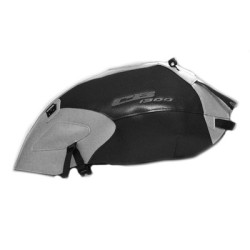 Copriserbatoio Bagster per Honda CB1300 e CB1300S 03-11 in similpelle bianco e nero