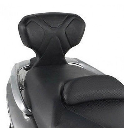 Schienalino passeggero Givi TB51 per Yamaha T-Max 500 01-07 senza bauletto Schienalino passeggero Givi TB51 per Yamaha T-Max 500 01-07 senza bauletto