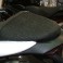 Rete antiscivolo passeggero Triboseat per sella Triumph Speed Triple e Street Triple, Yamaha MT-09 Rete antiscivolo passeggero Triboseat per sella Triumph Speed Triple e Street Triple, Yamaha MT-09