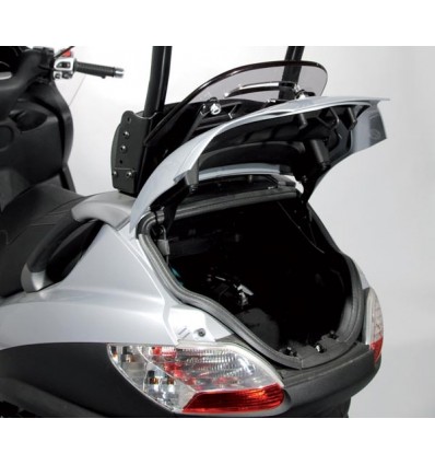 Parabrezza integrale Isotta per Piaggio MP3 125/250/300/500 senza schienalino kit completo Parabrezza integrale Isotta per Piaggio MP3 125/250/300/500 senza schienalino kit completo