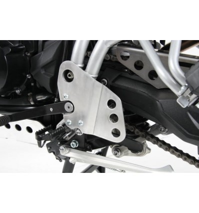 Protezione tallone sinistro Hepco & Becker per Triumph Tiger 800 e 800XC Protezione tallone sinistro Hepco & Becker per Triumph Tiger 800 e 800XC