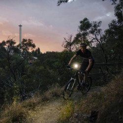 Torcia a led Qudos Action Light nera per GoPro e altre action camera Torcia a led Qudos Action Light nera per GoPro e altre action camera