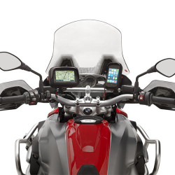 Smart Bar Givi per fissaggio accessori su manubrio moto Smart Bar Givi per fissaggio accessori su manubrio moto