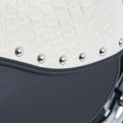 Valigie laterali in pelle Hepco & Becker Ivory 30 litri avorio attacco C-Bow Valigie laterali in pelle Hepco & Becker Ivory 30 litri avorio attacco C-Bow