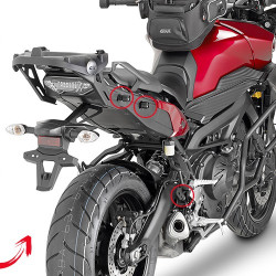 Portavaligie laterale a sgancio rapido Givi PLXR2122 Monokey V35 per Yamaha MT09 Tracer Portavaligie laterale a sgancio rapido Givi PLXR2122 Monokey V35 per Yamaha MT09 Tracer