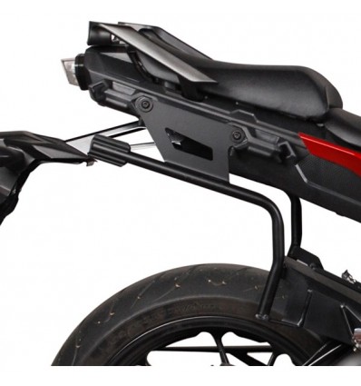 Portavaligie laterale Shad 3P per valigie SH36 su Yamaha MT09 Tracer