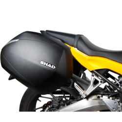 Portavaligie laterale Shad 3P per valigie SH36 su Honda CB650F e CBR650F Portavaligie laterale Shad 3P per valigie SH36 su Honda CB650F e CBR650F