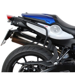 Portavaligie laterale Shad 3P per valigie SH36 su BMW F800R Portavaligie laterale Shad 3P per valigie SH36 su BMW F800R