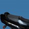 Rete antiscivolo passeggero Triboseat per sella Triumph, Honda, Kawasaki, Suzuki e Yamaha Rete antiscivolo passeggero Triboseat per sella Triumph, Honda, Kawasaki, Suzuki e Yamaha