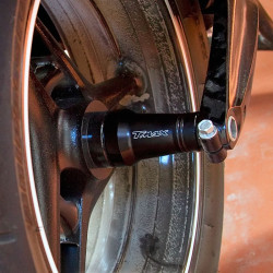 Coprimozzo in ergal easy fit Performance1 per Yamaha T-Max 500 08-11 vari colori Coprimozzo in ergal easy fit Performance1 per Yamaha T-Max 500 08-11 vari colori