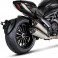Coppia di marmitte Akrapovic Slip On Carbonio omologate per Ducati Diavel 11-16 Coppia di marmitte Akrapovic Slip On Carbonio omologate per Ducati Diavel 11-16