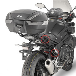 Portavaligie laterale a sgancio rapido Givi PLXR2129 Monokey V35 per Yamaha MT-10 Portavaligie laterale a sgancio rapido Givi PLXR2129 Monokey V35 per Yamaha MT-10