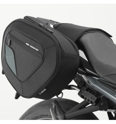 Borse laterali SW-Motech Blaze con telai specifici per Triumph Street Triple e Street Triple R fino 2011 Borse laterali SW-Motech Blaze con telai specifici per Triumph Street Triple e Street Triple R fino 2011