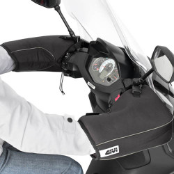 Coprimanopole Givi TM418 universali per moto e scooter Coprimanopole Givi TM418 universali per moto e scooter