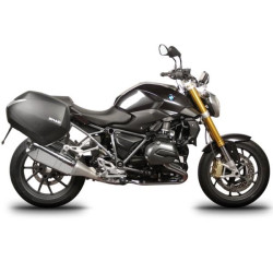 Portavaligie laterale Shad 3P per valigie SH36 su BMW R1200R e RS dal 2015 Portavaligie laterale Shad 3P per valigie SH36 su BMW R1200R e RS dal 2015