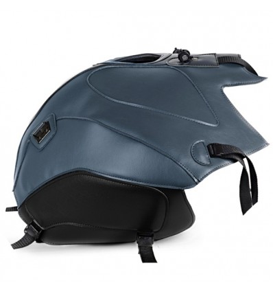 Copriserbatoio Bagster per BMW R1200RT dal 2014 in similpelle nero opaco e blu quarzo Copriserbatoio Bagster per BMW R1200RT dal 2014 in similpelle nero opaco e blu quarzo