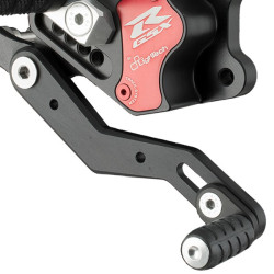 Pedane arretrate regolabili Lightech per Suzuki GSXR 600 e GSXR 750 Pedane arretrate regolabili Lightech per Suzuki GSXR 600 e GSXR 750