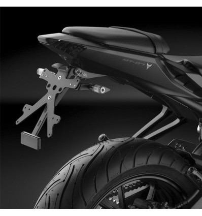 Portatarga regolabile Rizoma Fox per Yamaha MT-07 Portatarga regolabile Rizoma Fox per Yamaha MT-07