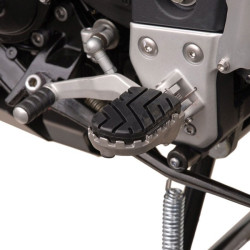 Pedane SW-Motech regolabili touring/offroad con gommino estraibile per BMW R-Ninet T e Triumph Tiger 1050 Pedane SW-Motech regolabili touring/offroad con gommino estraibile per BMW R-Ninet T e Triumph Tiger 1050
