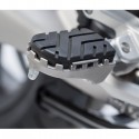 Pedane SW-Motech regolabili touring/offroad con gommino estraibile per BMW R1200R/RSdal 2015