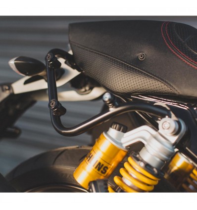 Telaio laterale SW-Motech per borsa Legend su Yamaha XJR 1300 dal 2015 Telaio laterale SW-Motech per borsa Legend su Yamaha XJR 1300 dal 2015