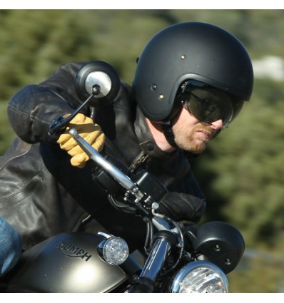 Casco Shoei J-O con visiera a scomparsa nero opaco Casco Shoei J-O con visiera a scomparsa nero opaco