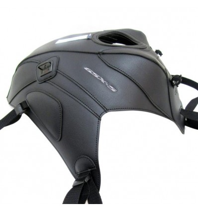 Copriserbatoio Bagster per Suzuki GSX-S 750 in similpelle nero opaco Copriserbatoio Bagster per Suzuki GSX-S 750 in similpelle nero opaco