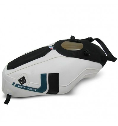 Copriserbatoio Bagster per Yamaha MT 07 in similpelle bianco, nero e blu oceano Copriserbatoio Bagster per Yamaha MT 07 in similpelle bianco, nero e blu oceano