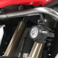 Staffa per faretti originali BMW per paraserbatoio Hepco & Becker su R1200 GS dal 2017 Staffa per faretti originali BMW per paraserbatoio Hepco & Becker su R1200 GS dal 2017