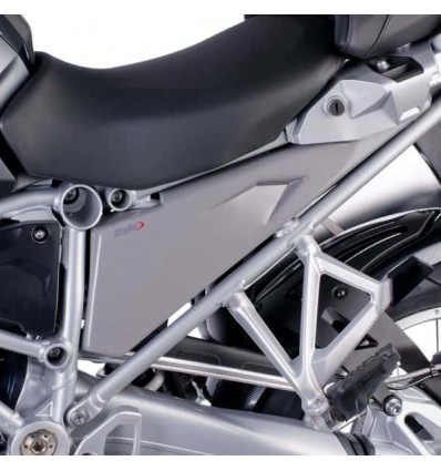Coppia pannelli argento Puig per fiancate BMW R1200GS dal 2013 Coppia pannelli argento Puig per fiancate BMW R1200GS dal 2013