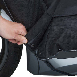Coprigambe Tucano Urbano Termoscud PRO per Piaggio MP3 e MP3 Hybrid Coprigambe Tucano Urbano Termoscud PRO per Piaggio MP3 e MP3 Hybrid