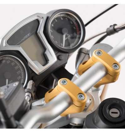 Riser inclinati 30mm SW-Motech per BMW R-Nine T Riser inclinati 30mm SW-Motech per BMW R-Nine T