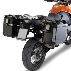 Portavaligie laterale Givi PL7703CAM Trekker Outback per KTM 1190 Adventure e Adventure R 11-14 Portavaligie laterale Givi PL7703CAM Trekker Outback per KTM 1190 Adventure e Adventure R 11-14