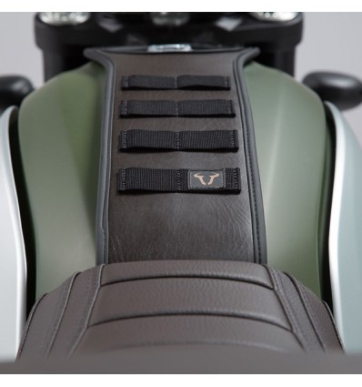 Tank strap SW-Motech linea Legend Gear per Ducati Scrambler 400 e 800 Tank strap SW-Motech linea Legend Gear per Ducati Scrambler 400 e 800