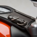 Tank strap SW-Motech linea Legend Gear per Ducati Scrambler 400 e 800 Tank strap SW-Motech linea Legend Gear per Ducati Scrambler 400 e 800
