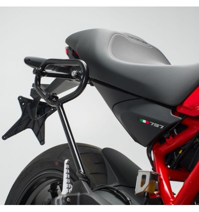 Telaio laterale SW-Motech per borsa Legend su Ducati Monster 797 Telaio laterale SW-Motech per borsa Legend su Ducati Monster 797