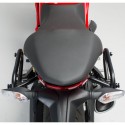 Telaio laterale SW-Motech per borsa Legend su Ducati Monster 797 Telaio laterale SW-Motech per borsa Legend su Ducati Monster 797