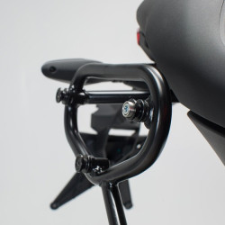 Telaio laterale SW-Motech per borsa Legend su Ducati Monster 797 Telaio laterale SW-Motech per borsa Legend su Ducati Monster 797