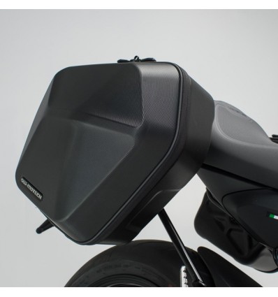 Telaio laterale SW-Motech per borsa Legend su Ducati Monster 797 Telaio laterale SW-Motech per borsa Legend su Ducati Monster 797