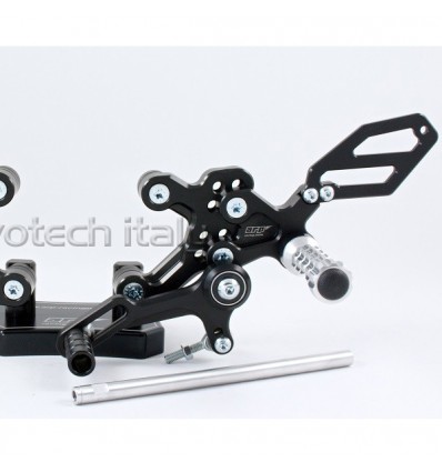 Pedane arretrate regolabili Evotech per Ducati 749 e 999 Pedane arretrate regolabili Evotech per Ducati 749 e 999