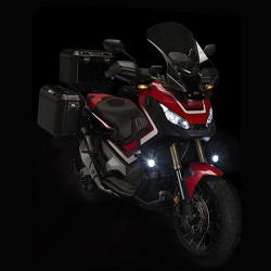 Coppia di faretti antinebbia led S322 universali Givi neri Coppia di faretti antinebbia led S322 universali Givi neri
